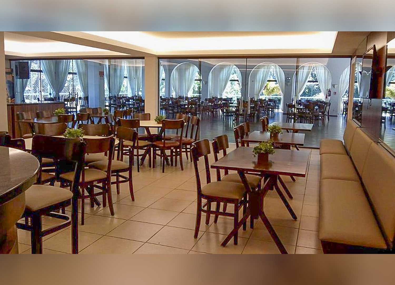 OAB Blumenau tem espaços para eventos sociais, empresariais, familiares e esportivos; consulte as condições OAB Blumenau tem espaços para eventos sociais, empresariais, familiares e esportivos; consulte as condições