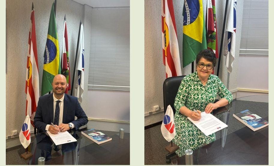 Pedro Cascaes Neto e Maria Teresinha Erbs assumem oficialmente a OAB Blumenau-Pomerode Pedro Cascaes Neto e Maria Teresinha Erbs assumem oficialmente a OAB Blumenau-Pomerode