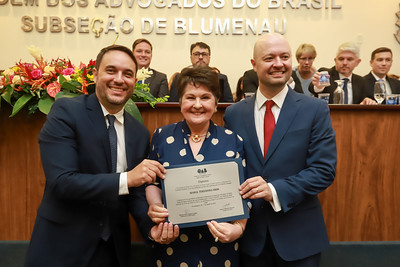 Posse da nova diretoria da OAB Blumenau marca noite histórica para a advocacia da região.