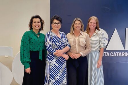 Representantes da OAB Blumenau tomam posse no Fórum Interinstitucional da Mulher Advogada da OAB/SC