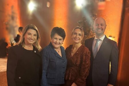 Diretoria da OAB Blumenau prestigia posse da nova gestão da ACIB