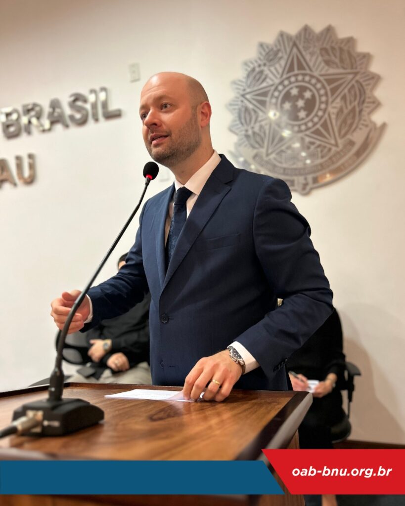 Entrega de Credenciais novos profissionais da Advocacia OAB Blumenau
