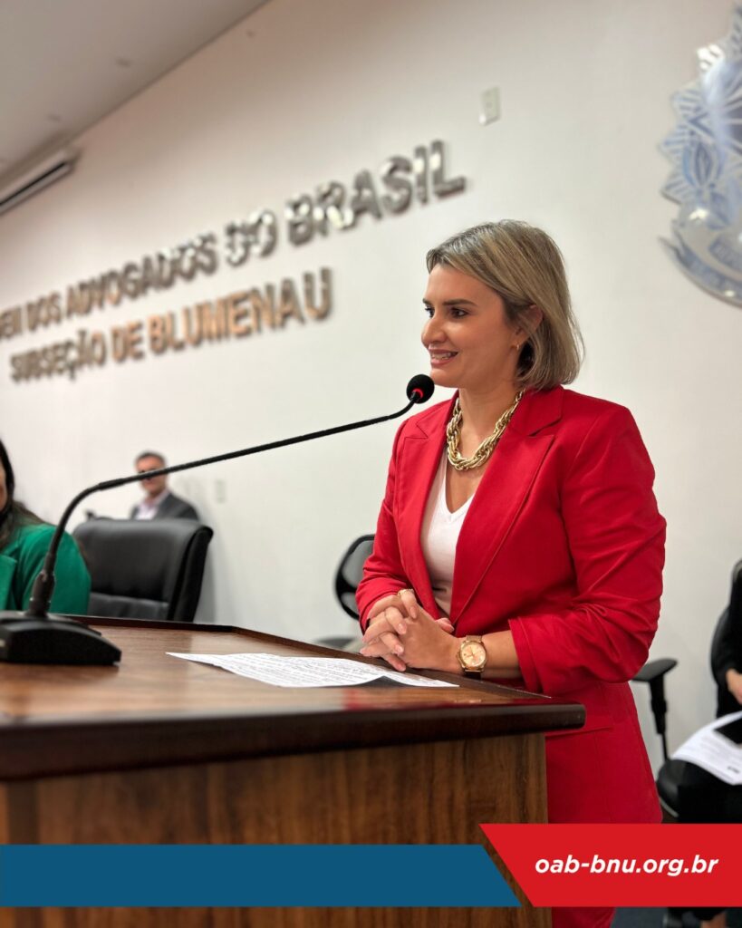 Entrega de Credenciais novos profissionais da Advocacia OAB Blumenau