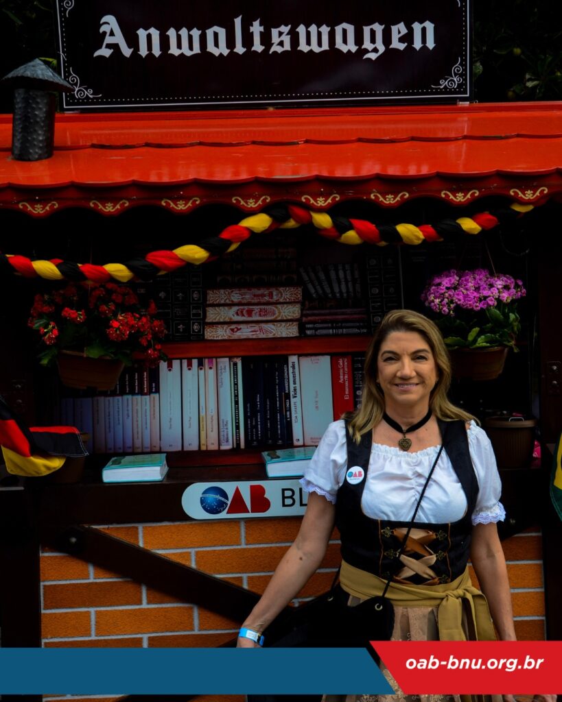 OAB Blumenau encerra participação na Oktoberfest 2025 com celebração da advocacia e da cultura local