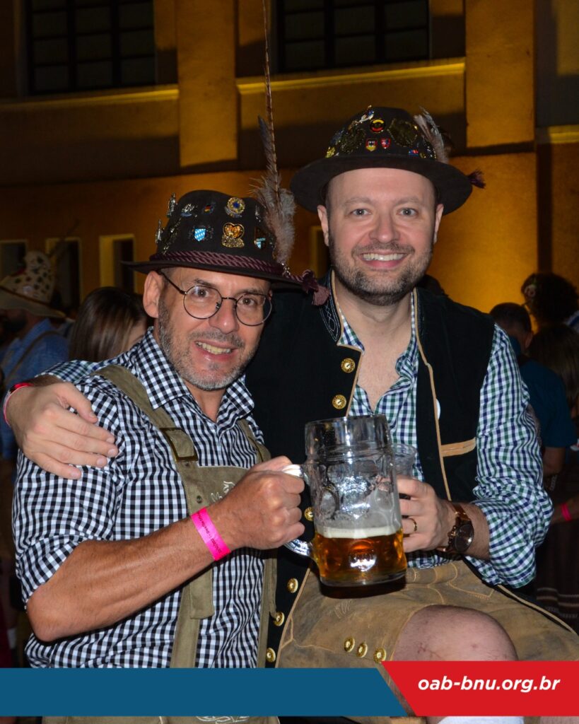 OAB Blumenau encerra participação na Oktoberfest 2025 com celebração da advocacia e da cultura local