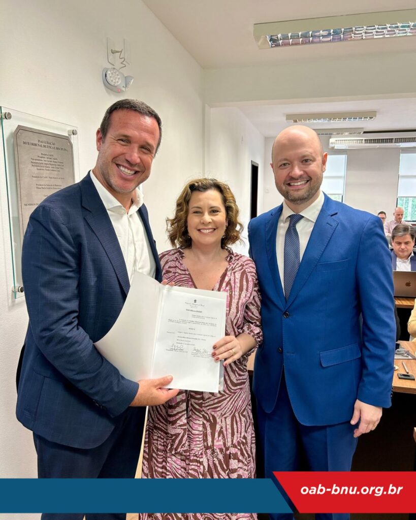 OAB Blumenau realiza 10ª Sessão do Conselho da Subseção e aprova criação da Medalha                Dr. Carlos Lange