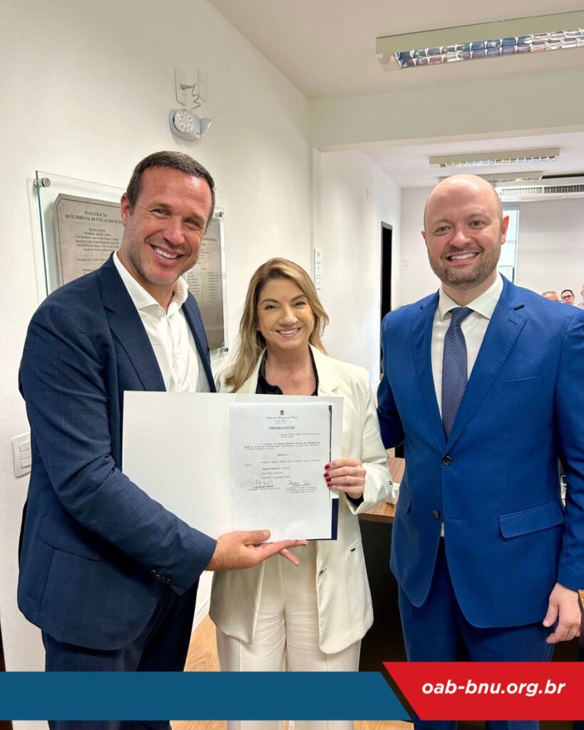 OAB Blumenau realiza 10ª Sessão do Conselho da Subseção e aprova criação da Medalha                Dr. Carlos Lange