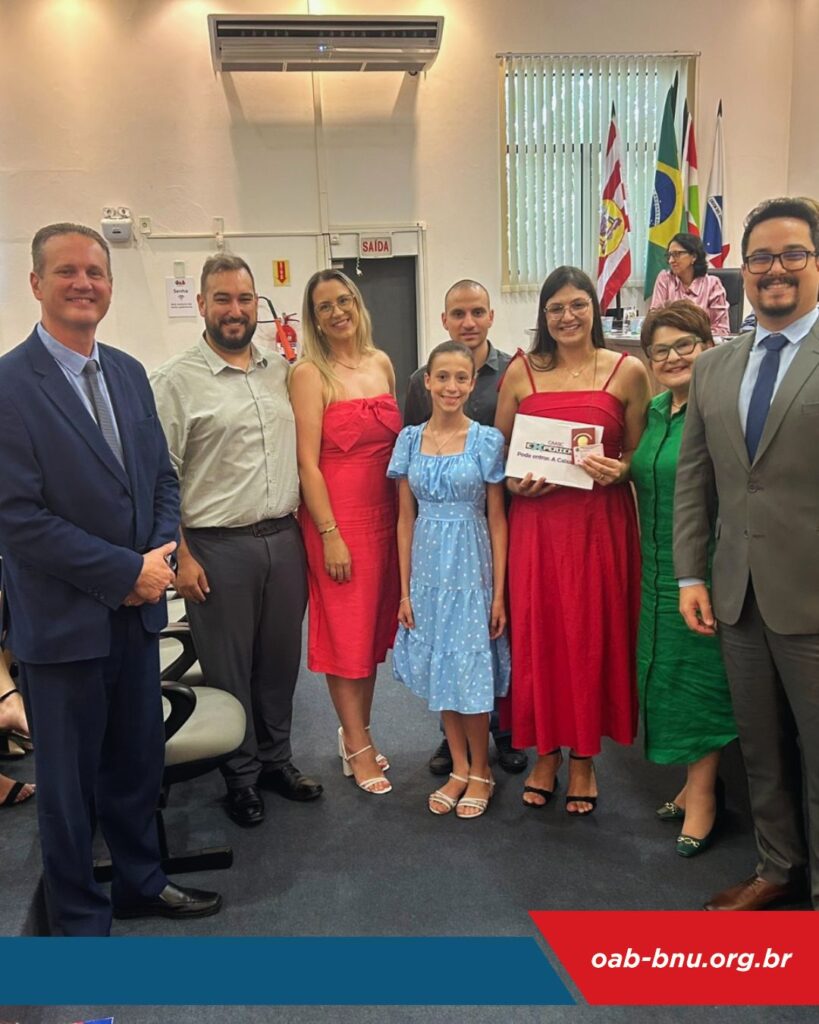 Novos Advogados Prestam Compromisso em Solenidade na OAB Blumenau