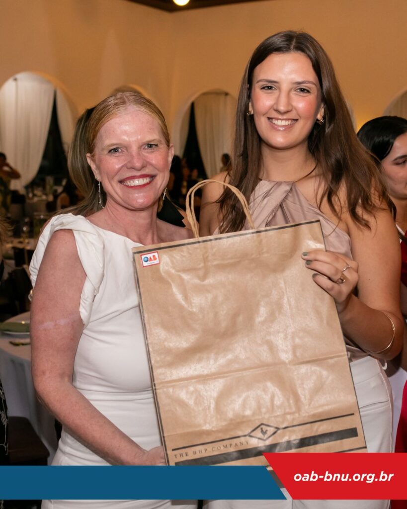 Noite do Espumante reúne advogadas em celebração ao Dia Internacional da Mulher na OAB Blumenau