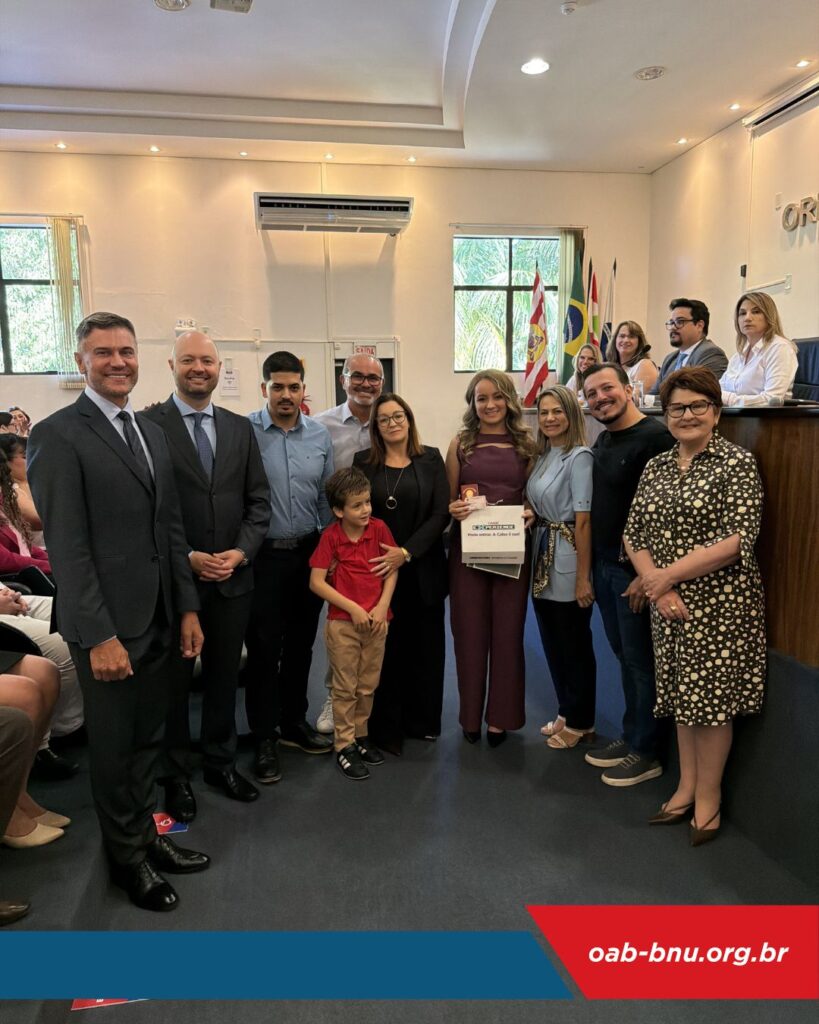 Solenidade de Compromisso e Entrega de Credenciais marca ingresso de novos advogados na OAB Blumenau