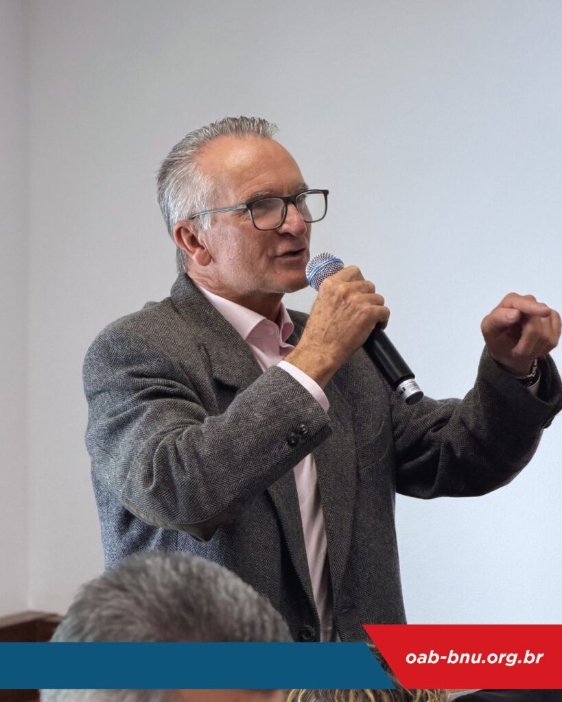 OAB Blumenau debate pautas institucionais da advocacia e recebe visita do presidente do TJSC durante sessão do Conselho Subseccional
