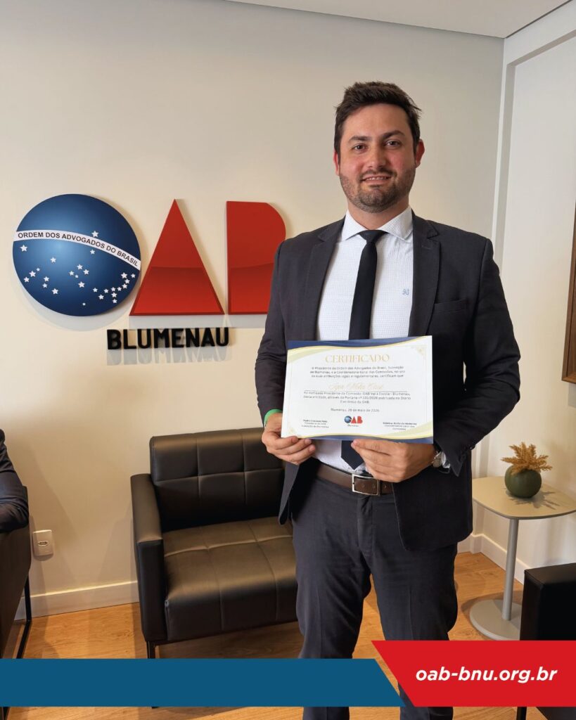OAB Blumenau debate pautas institucionais da advocacia e recebe visita do presidente do TJSC durante sessão do Conselho Subseccional