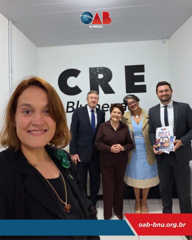 OAB Blumenau fortalece parceria com a Educação Estadual para ampliar o projeto OAB Vai à Escola em Blumenau e Pomerode