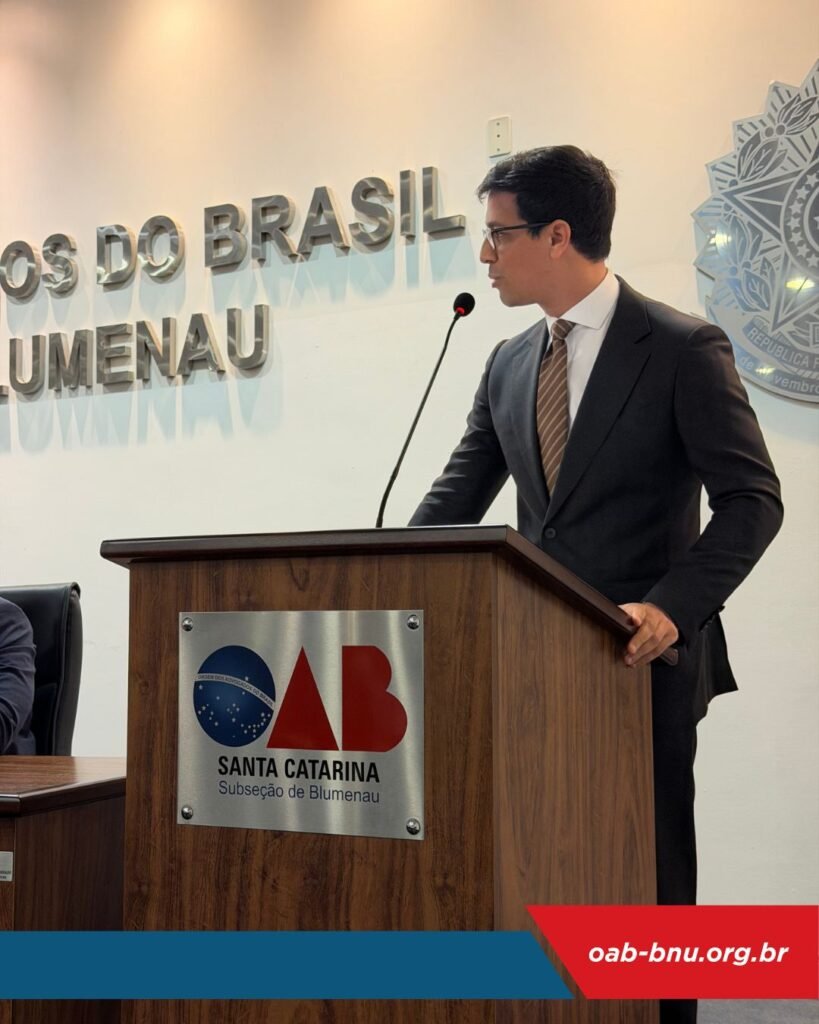 OAB Blumenau sedia Semana Acadêmica de Direito da FURB e aproxima estudantes da prática jurídica