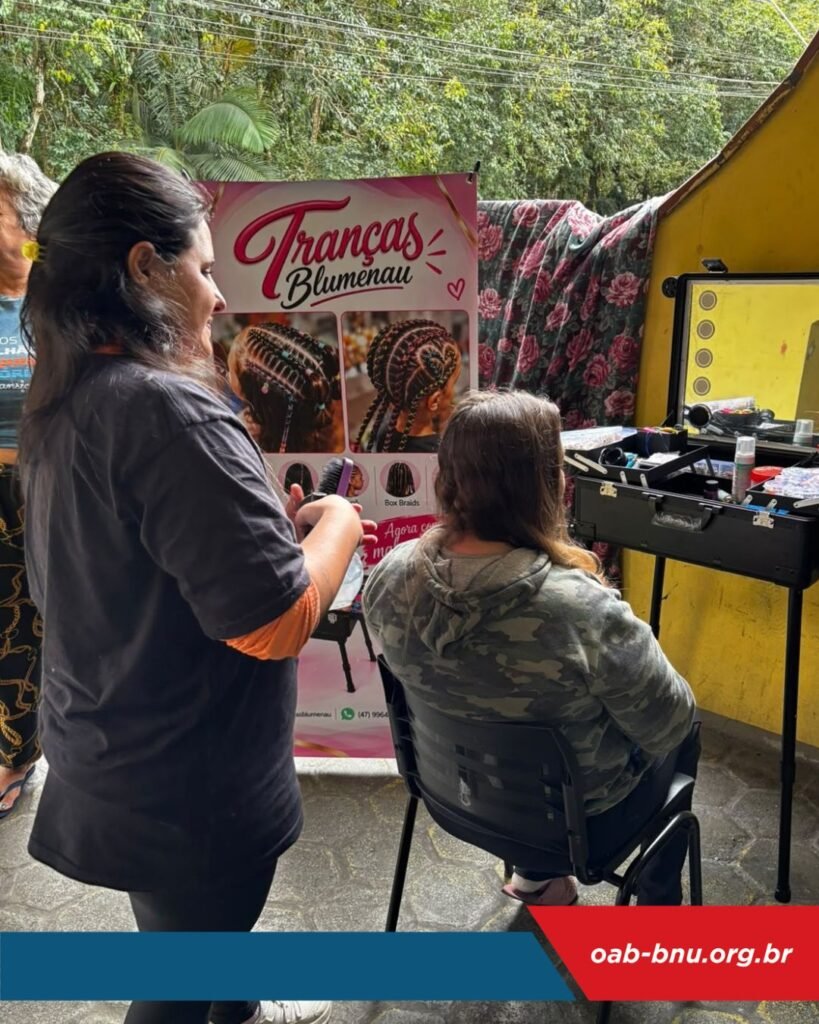 OAB Blumenau promove ação que une orientação jurídica, acolhimento e cuidado voltados às mulheres