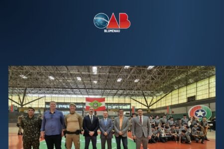 OAB Blumenau prestigia formatura de novos policiais militares no 10º BPM